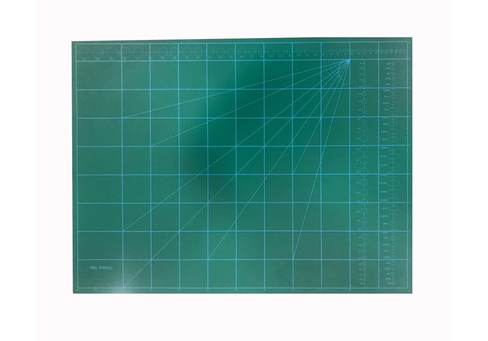 PLANCHA NYLON TRABAJO 45*60 CUADRICULA